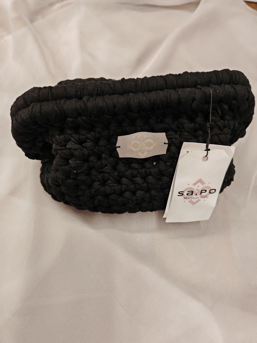 Dionea con chiusura a molla - Black