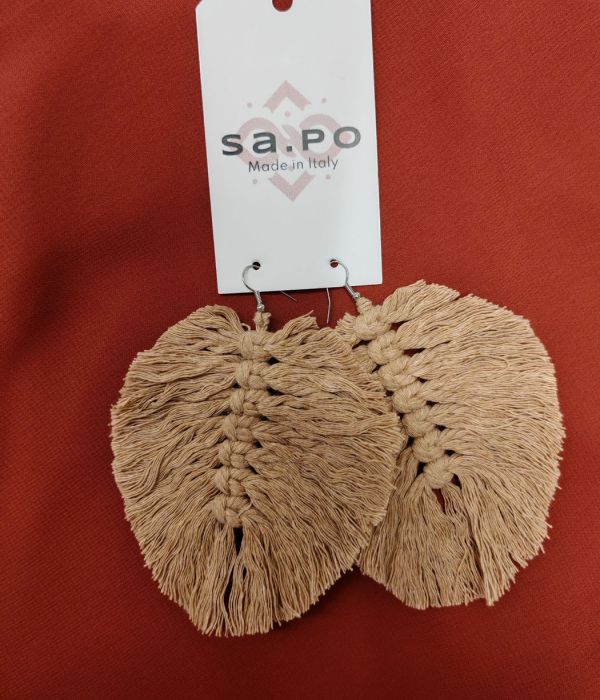 Orecchino foglia grande biscuit