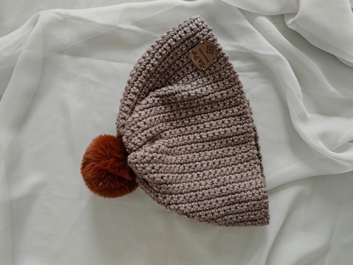 Crochet Beanie – Cuffia Uncinetto - Height  18 CM X CIRC. 54 CM - Beige
