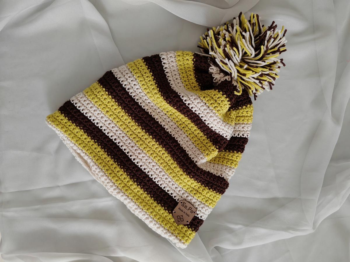 Crochet Beanie – Cuffia Uncinetto - Height  23 CM X CIRC. 54 CM - Righe gialle