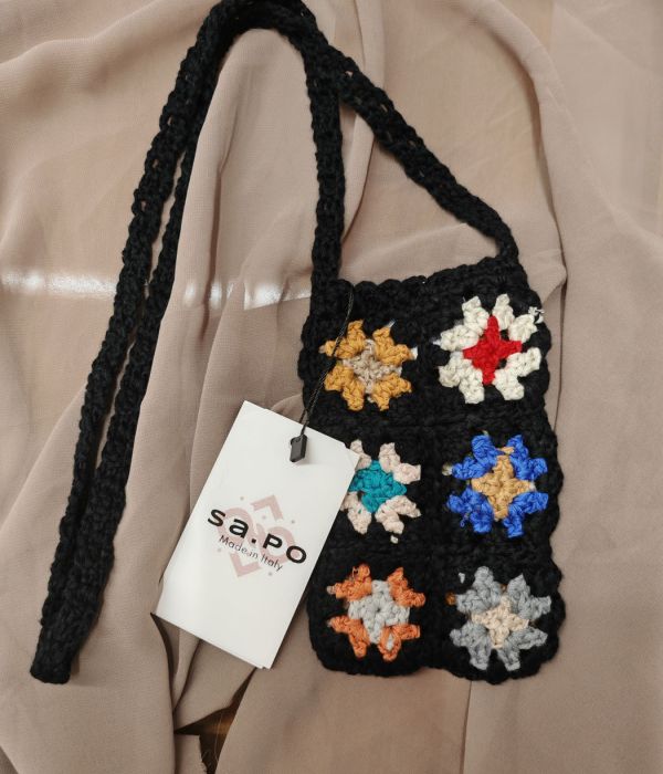 Portacellulare cotone riciclato lavorazione ad uncinetto - nero