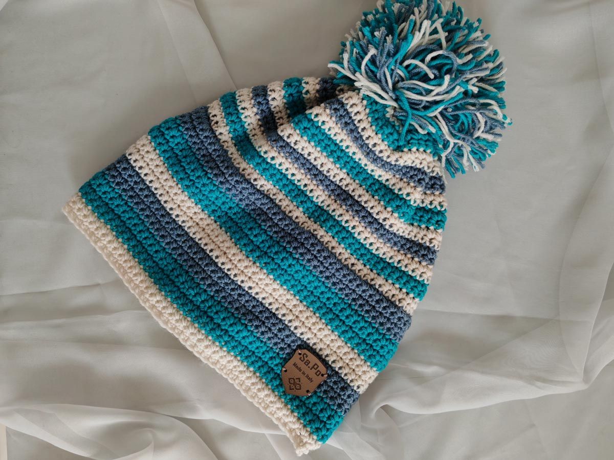Crochet Beanie – Cuffia Uncinetto - Height  23 CM X CIRC. 54 CM - Righe azzurre