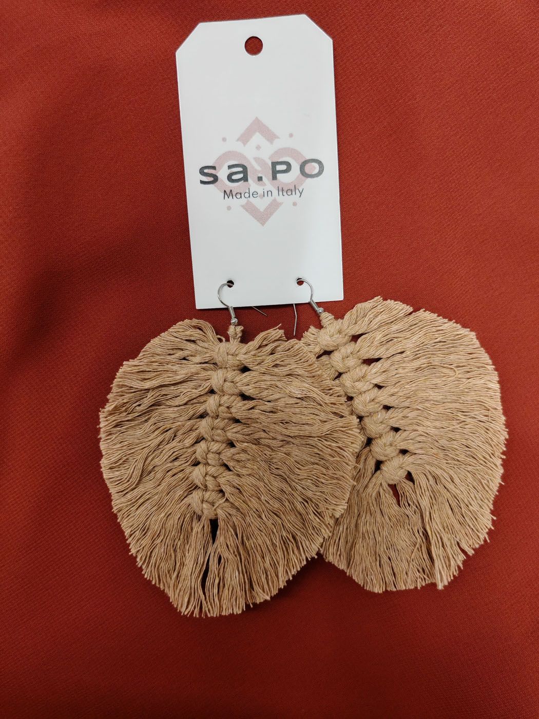 Orecchino foglia grande biscuit