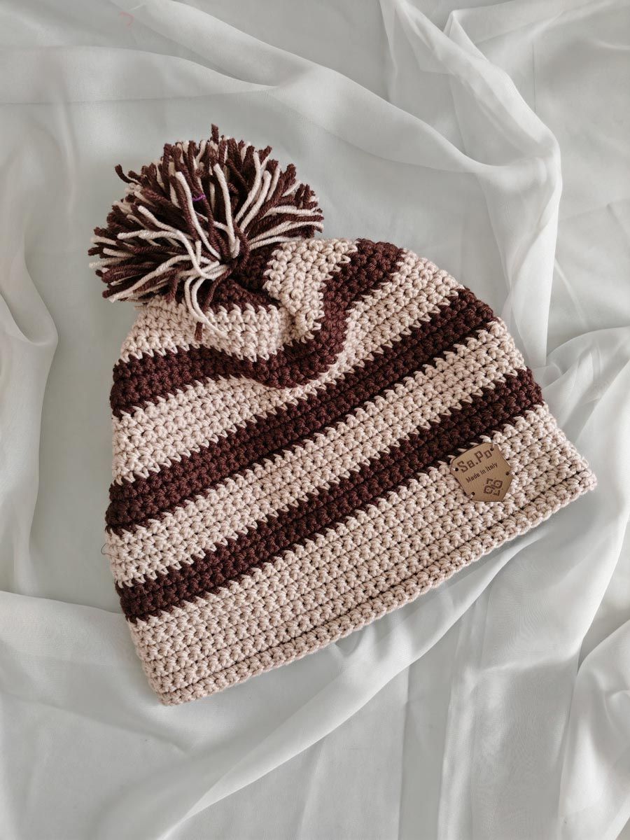Crochet Beanie – Cuffia Uncinetto - Height  23 CM X CIRC. 56 CM - Righe Marrone