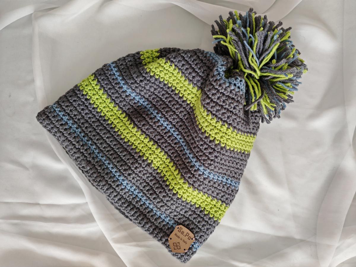 Crochet Beanie – Cuffia Uncinetto - Height  23 CM X CIRC. 56 CM - Righe verde acido